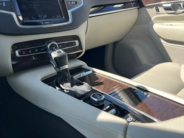 2019 Volvo XC90 T5 Momentum