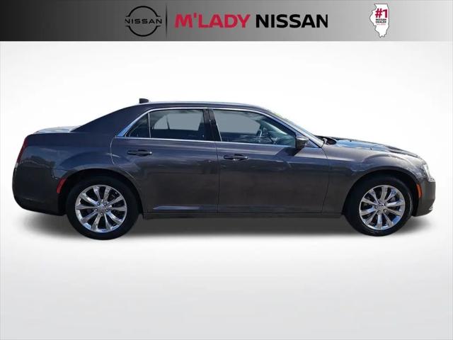 2022 Chrysler 300 Touring AWD