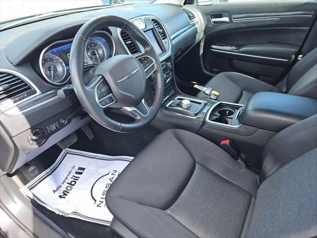 2022 Chrysler 300 Touring AWD