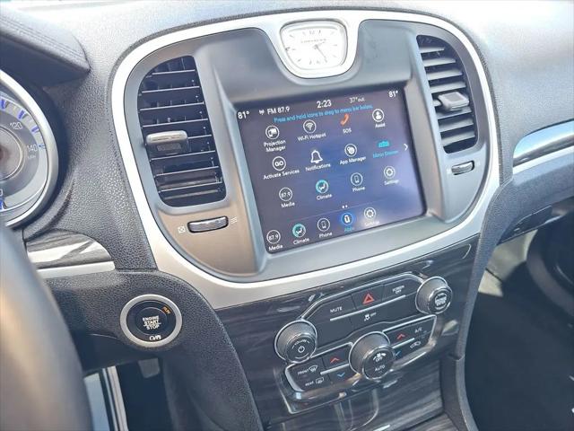 2022 Chrysler 300 Touring AWD