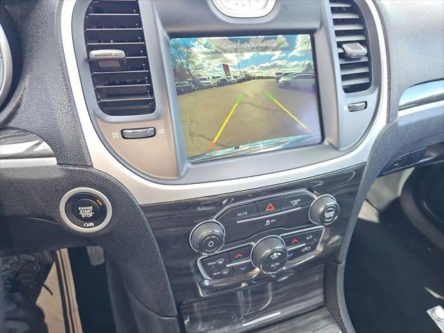 2022 Chrysler 300 Touring AWD