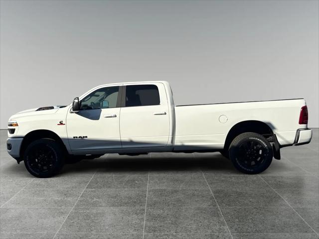 2026 Ram 3500 Laramie Crew Cab 4x4 8 Box