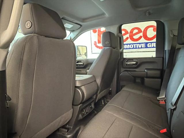 2026 GMC Sierra 2500HD Double Cab, Standard Bed, Pro, RWD