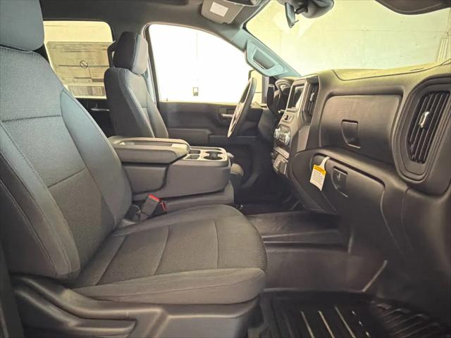 2026 GMC Sierra 2500HD Double Cab, Standard Bed, Pro, RWD