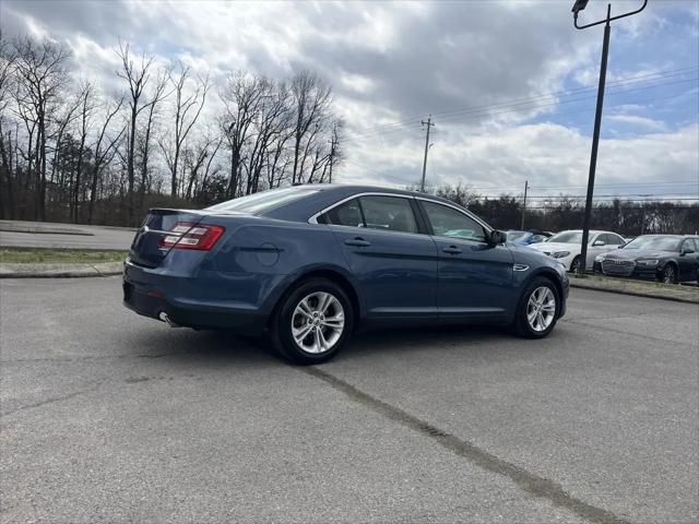 2018 Ford Taurus SE
