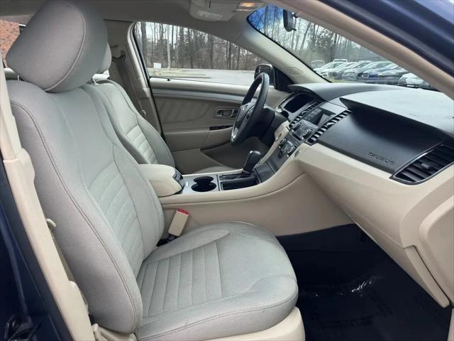 2018 Ford Taurus SE