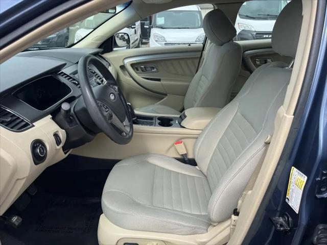 2018 Ford Taurus SE