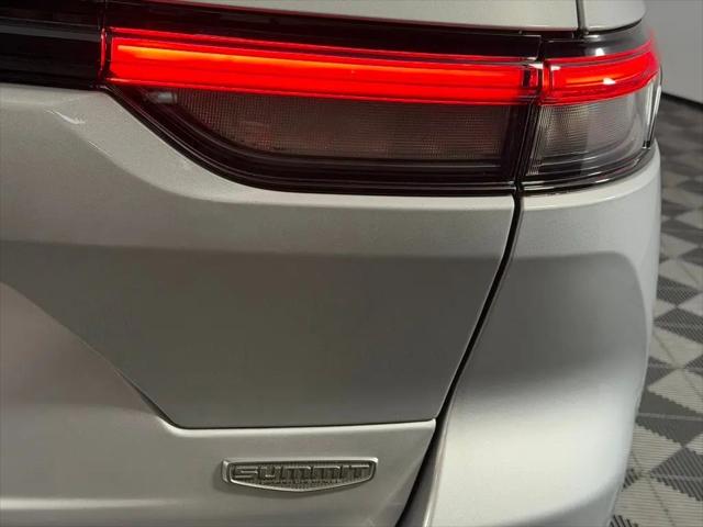 2023 Jeep Grand Cherokee Summit Reserve