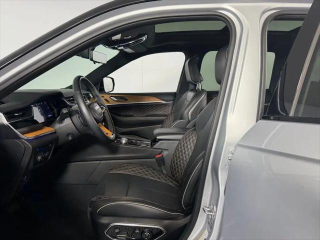 2023 Jeep Grand Cherokee Summit Reserve
