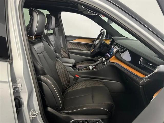 2023 Jeep Grand Cherokee Summit Reserve