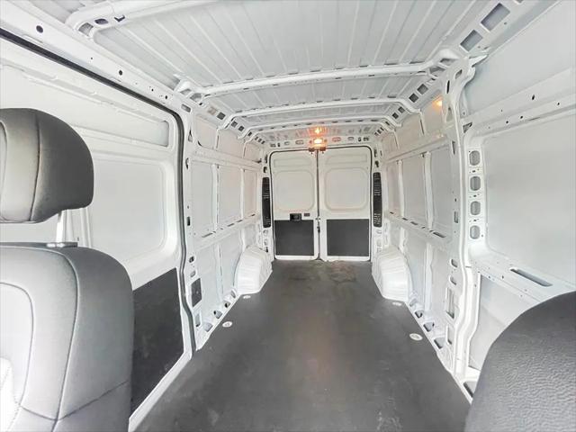 2026 Ram ProMaster Cargo Van Tradesman High Roof 159 WB w/Pass Seat