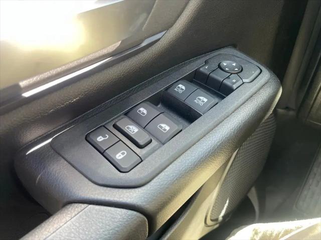 2026 Ram 1500 Warlock Crew Cab 4x4 5'7" Box