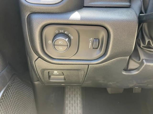 2026 Ram 1500 Warlock Crew Cab 4x4 5'7" Box