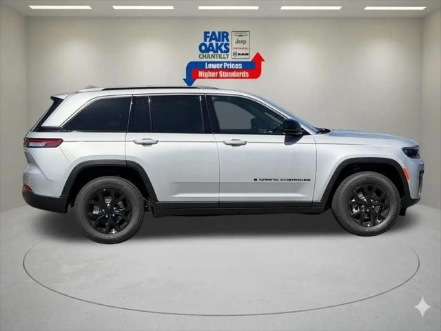 2026 Jeep Grand Cherokee Altitude 4x4
