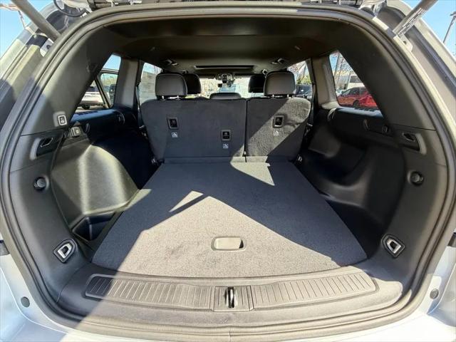 2026 Jeep Grand Cherokee Altitude 4x4