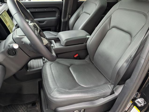 2024 Land Rover Defender 130 P400 S