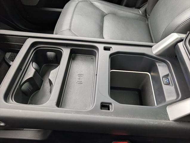 2024 Land Rover Defender 130 P400 S