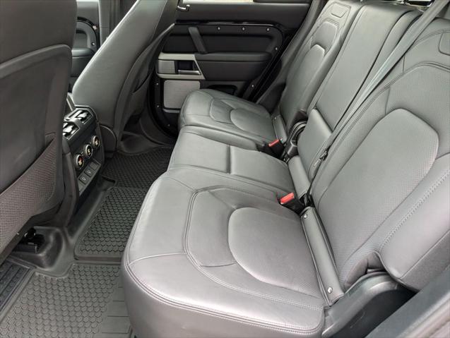 2024 Land Rover Defender 130 P400 S