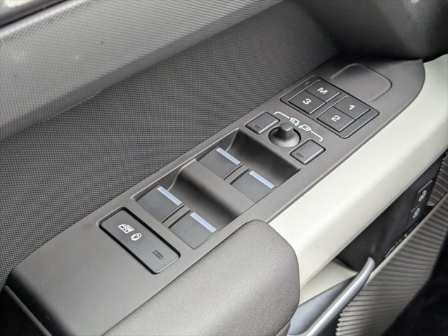 2024 Land Rover Defender 130 P400 S