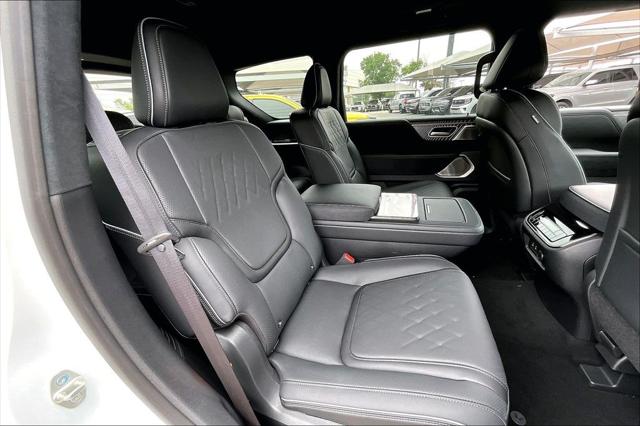 2026 INFINITI QX80 AUTOGRAPH AWD