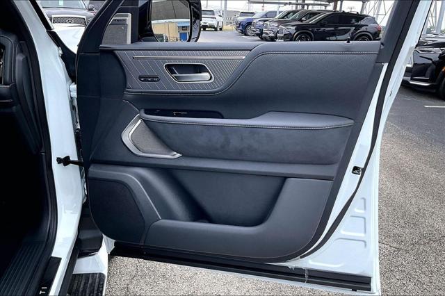 2026 INFINITI QX80 AUTOGRAPH AWD