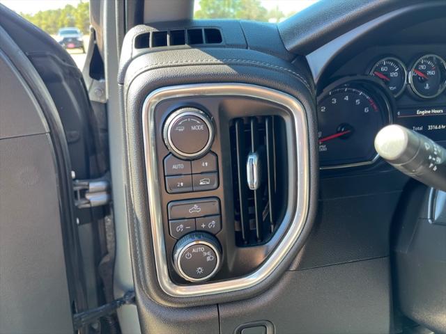 2021 Chevrolet Silverado 1500 4WD Crew Cab Short Bed LT