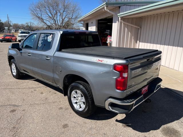 2021 Chevrolet Silverado 1500 4WD Crew Cab Short Bed LT