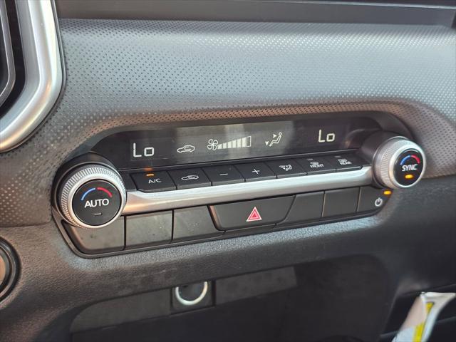 2025 Mazda CX-50 2.5 S Select Package
