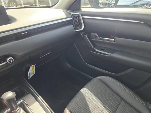 2025 Mazda CX-50 2.5 S Select Package