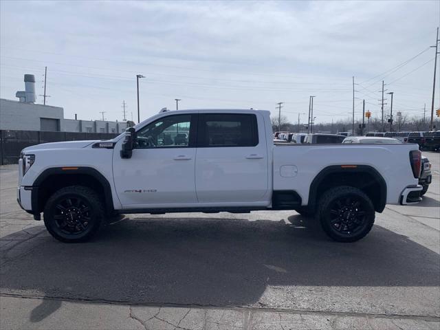 2025 GMC Sierra 3500HD Crew Cab, Standard Bed, AT4, 4WD