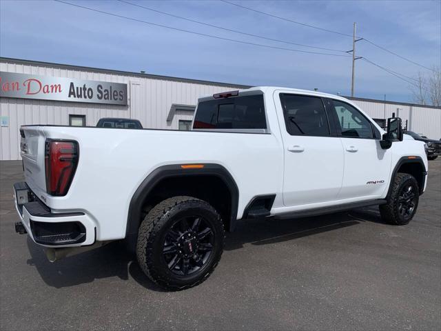 2025 GMC Sierra 3500HD Crew Cab, Standard Bed, AT4, 4WD