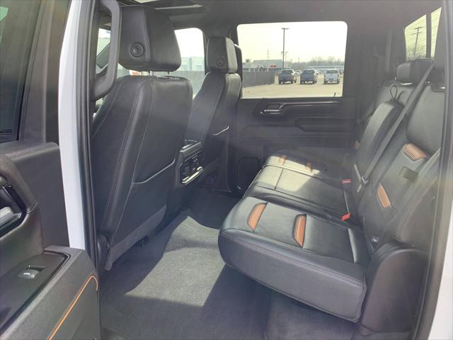 2025 GMC Sierra 3500HD Crew Cab, Standard Bed, AT4, 4WD