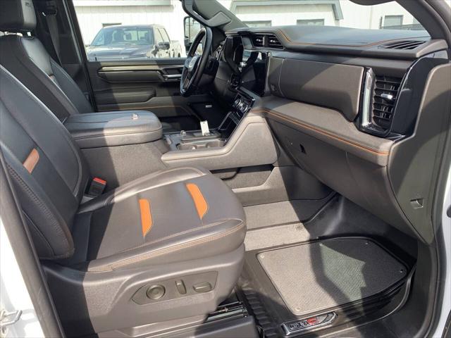 2025 GMC Sierra 3500HD Crew Cab, Standard Bed, AT4, 4WD