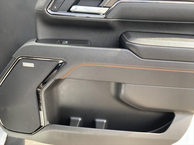 2025 GMC Sierra 3500HD Crew Cab, Standard Bed, AT4, 4WD