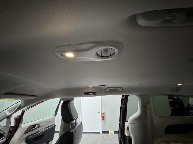 2020 Chrysler Voyager LXI