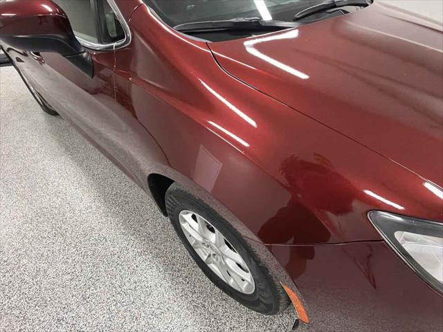 2020 Chrysler Voyager LXI