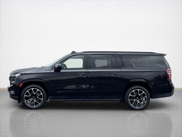 2023 Chevrolet Suburban 4WD RST