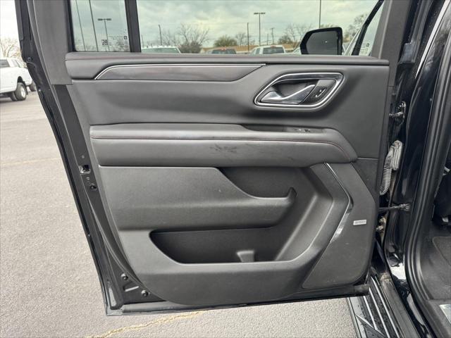 2023 Chevrolet Suburban 4WD RST