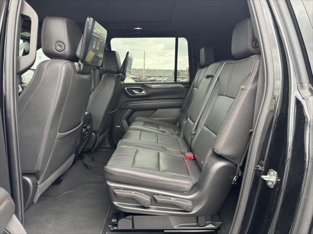 2023 Chevrolet Suburban 4WD RST