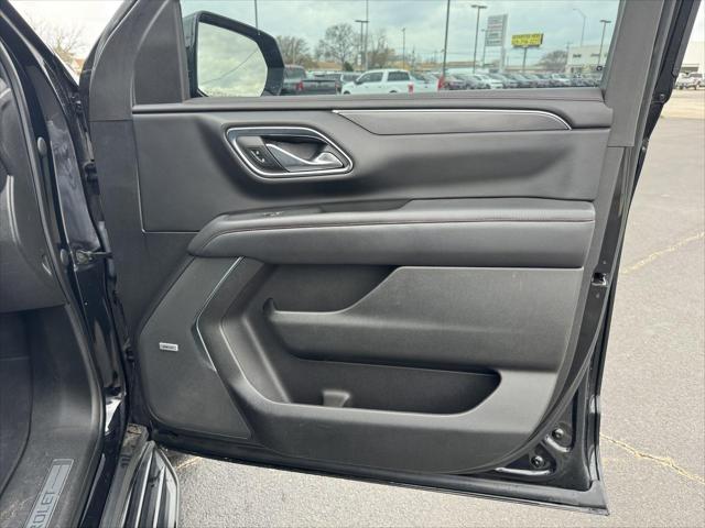 2023 Chevrolet Suburban 4WD RST