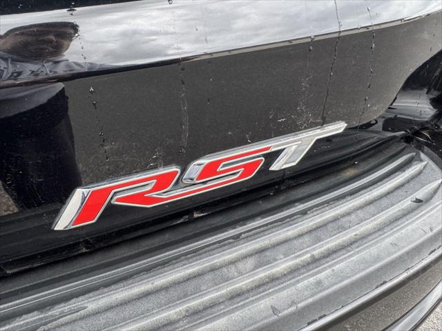 2023 Chevrolet Suburban 4WD RST