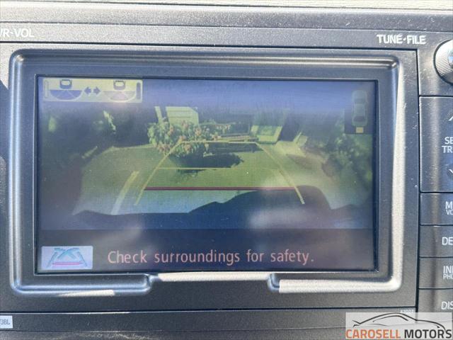 2011 Toyota Sienna XLE V6 Auto Access Seat