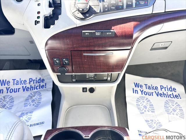 2011 Toyota Sienna XLE V6 Auto Access Seat
