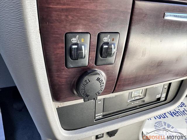 2011 Toyota Sienna XLE V6 Auto Access Seat