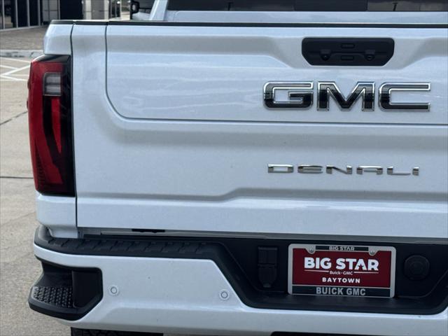 2026 GMC Sierra 2500HD Crew Cab, Standard Bed, Denali Ultimate, 4WD