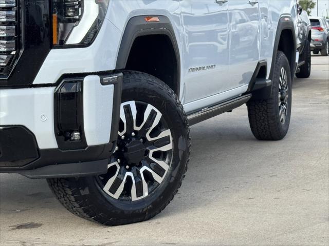 2026 GMC Sierra 2500HD Crew Cab, Standard Bed, Denali Ultimate, 4WD