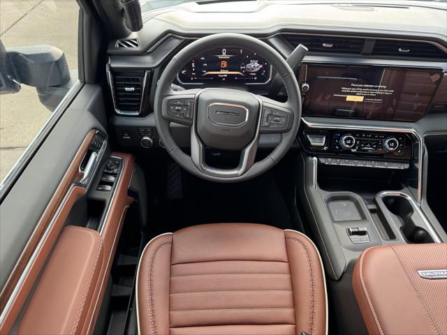 2026 GMC Sierra 2500HD Crew Cab, Standard Bed, Denali Ultimate, 4WD