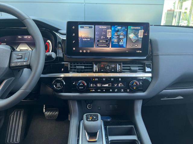 2026 Nissan Pathfinder SL