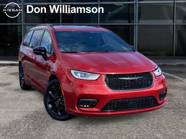 2025 Chrysler Pacifica Limited for sale in Jacksonville, NC