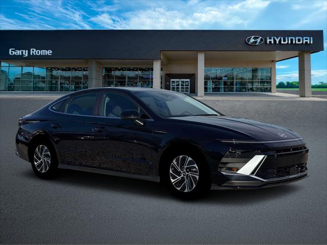 2026 Hyundai Sonata Hybrid Blue